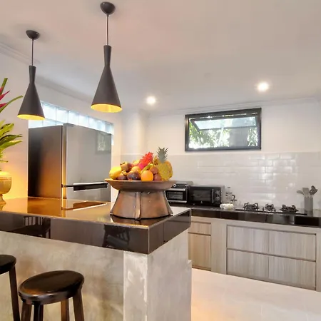 Selasih Beach House Seminyak  Exterior photo